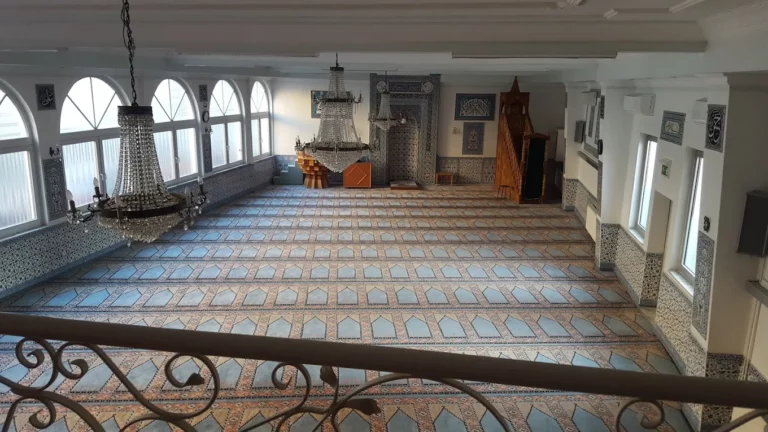 joinhalal_VIKZ_Valide_Sultan_Moschee-Cami-Frankfurt_6.webp